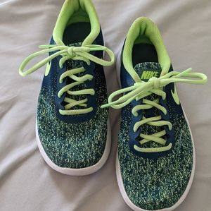 Nike Flex Contact Running Shoes Green/Blue Girls 5Y